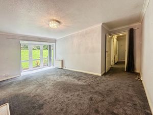 Lounge- click for photo gallery